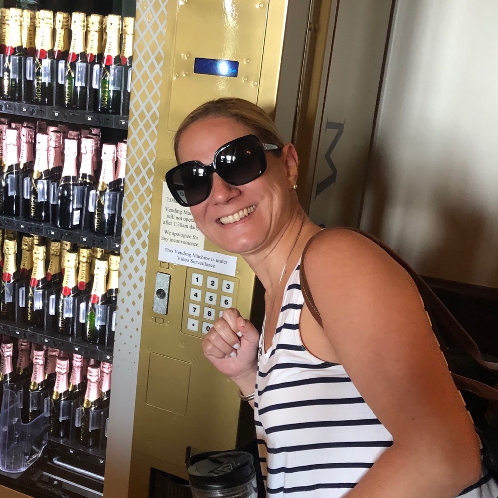 Meet your Posher, Anabel